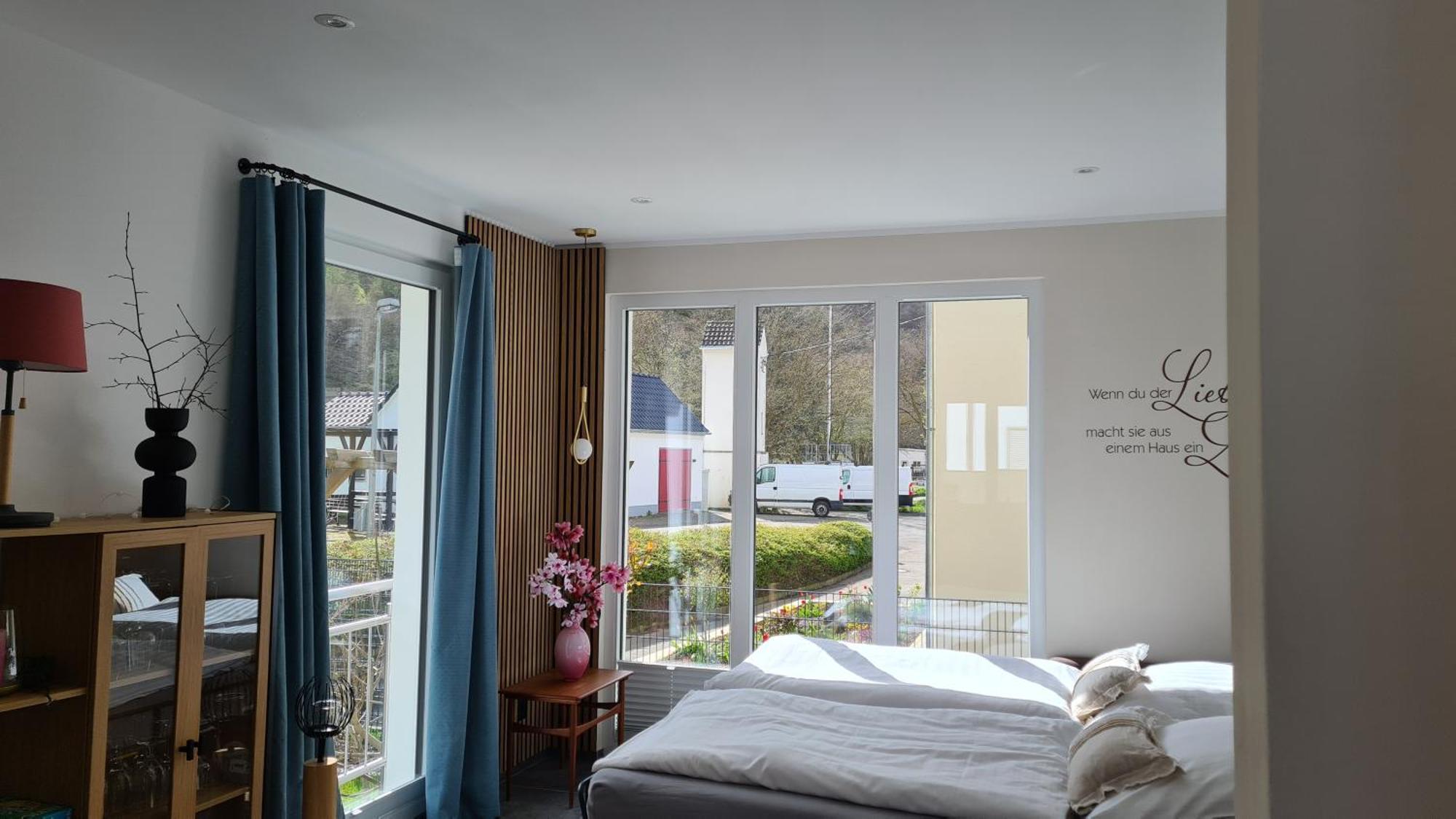 Ferienwohnung Wurzelecht บาดนอยเอินอาห์-อาร์ไวเลอร์ ภายนอก รูปภาพ