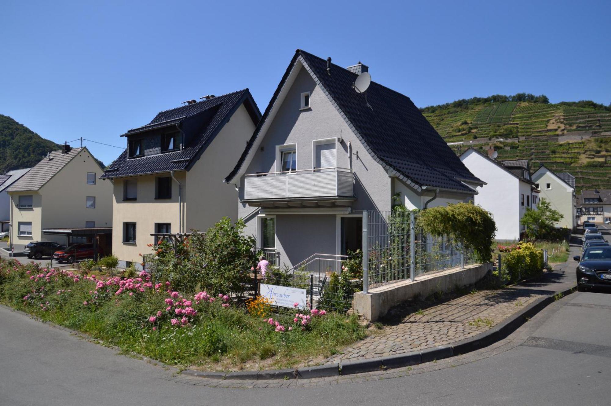Ferienwohnung Wurzelecht บาดนอยเอินอาห์-อาร์ไวเลอร์ ภายนอก รูปภาพ