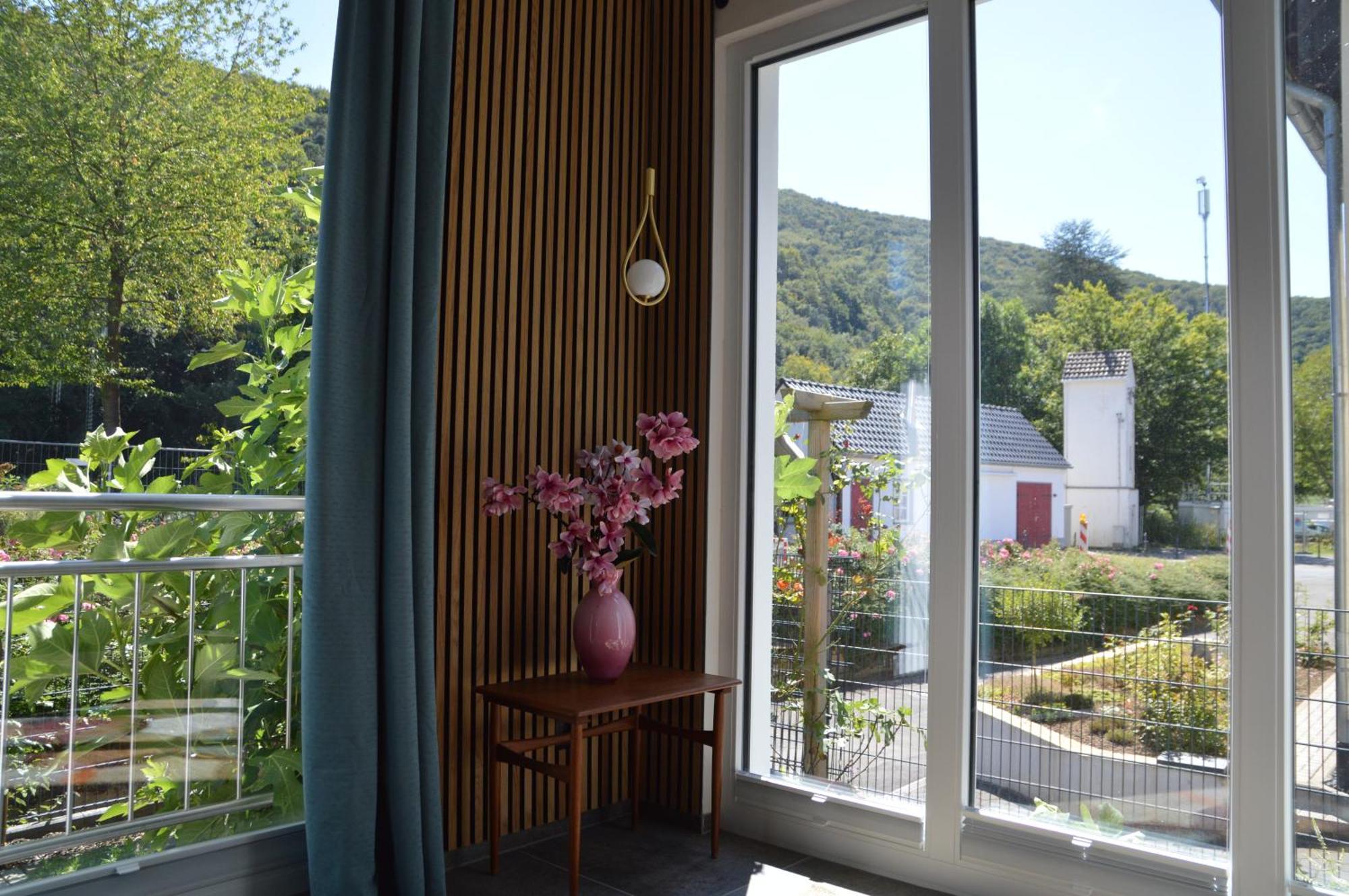 Ferienwohnung Wurzelecht บาดนอยเอินอาห์-อาร์ไวเลอร์ ภายนอก รูปภาพ
